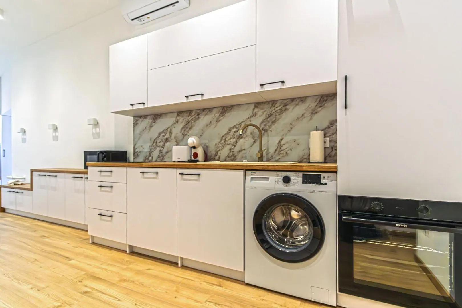 Apartment Pestvibe Residence In Downtown With Ac Budapest